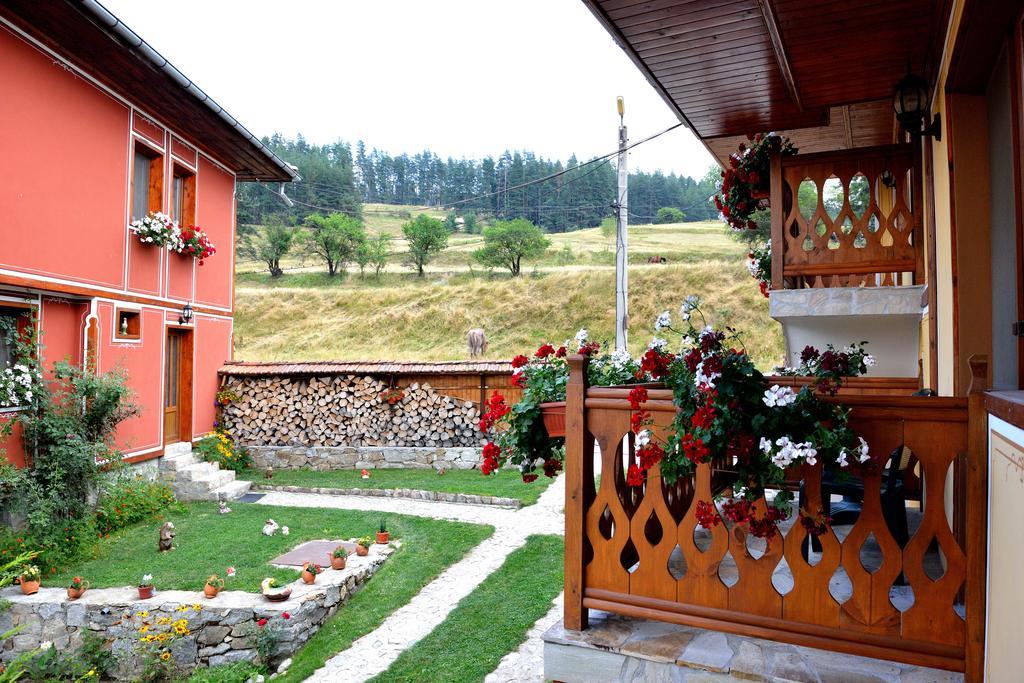 Guest House Mavrudieva Koprivshtitsa Exterior photo